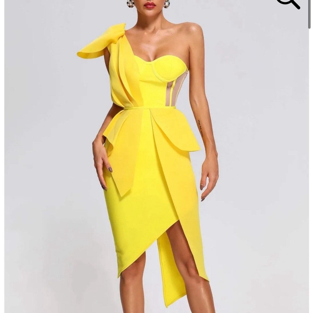 Yellow Bella Barnett cocktail dress